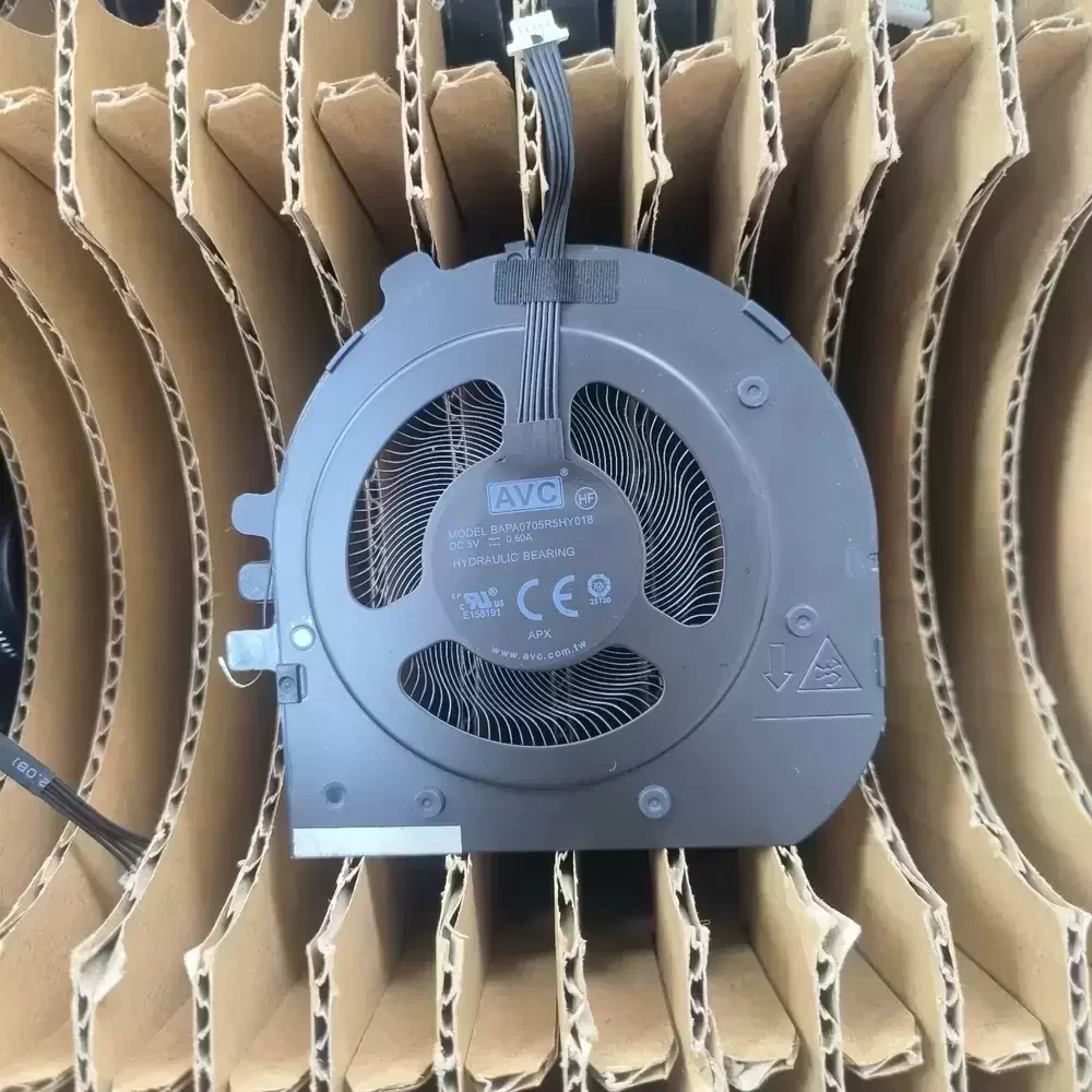 BAPA0705R5HY018 AVC 5VDC 0.50A 70x70x5mm Blower