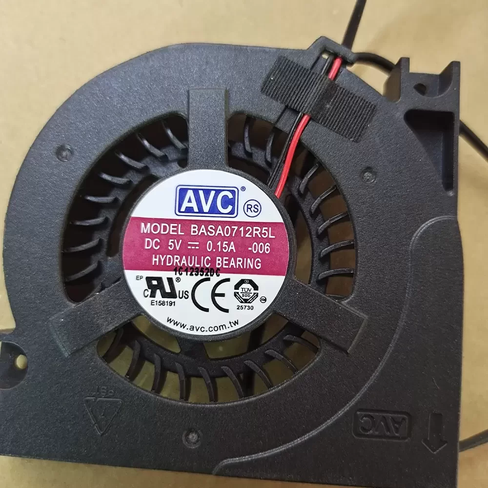 BASA0712R5L-006 AVC 5V 0.15A 70x70x12mm DC Blower BASA0712R5L-006 AVC 5V 0.15A 70x70x12mm DC Blower