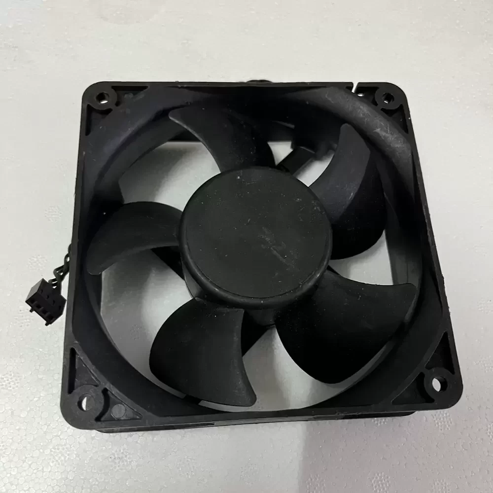 DAKA1238B2H-P015 AVC 12VDC 120x120x38mm Axial Fan DAKA1238B2H-P015 AVC 12VDC 120x120x38mm Axial Fan