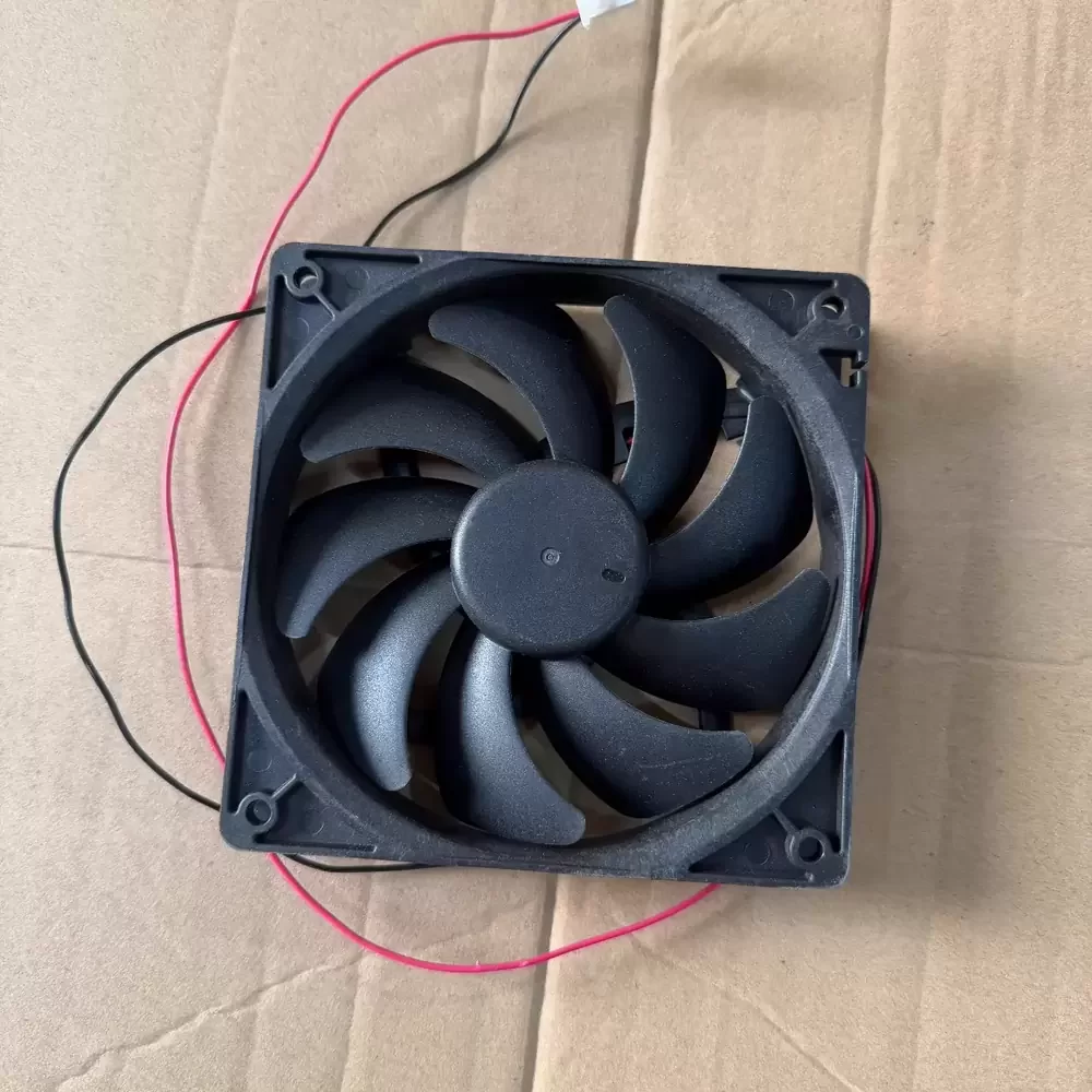 DAZK1225R2H-004 AVC 12VDC 0.68A 120x120x25mm Axial Fan DAZK1225R2H-004 AVC 12VDC 0.68A 120x120x25mm Axial Fan