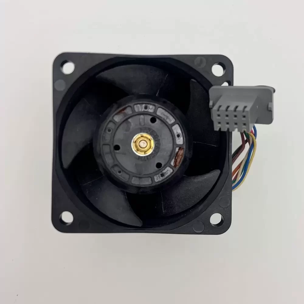 DFPA0676B2U-Y006 AVC 12VDC 60x60x76mm Dual Motor Axial Fan DFPA0676B2U-Y006 AVC 12VDC 60x60x76mm Dual Motor Axial Fan