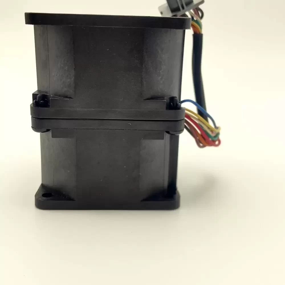 DFPA0676B2U-Y006 AVC 12VDC 60x60x76mm Dual Motor Axial Fan DFPA0676B2U-Y006 AVC 12VDC 60x60x76mm Dual Motor Axial Fan