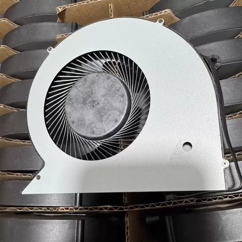 EFH-12E12P-JP01 DWPH 12VDC 1.2A 120mm Centrifugal Fan EFH-12E12P-JP01 DWPH 12VDC 1.2A 120mm Centrifugal Fan