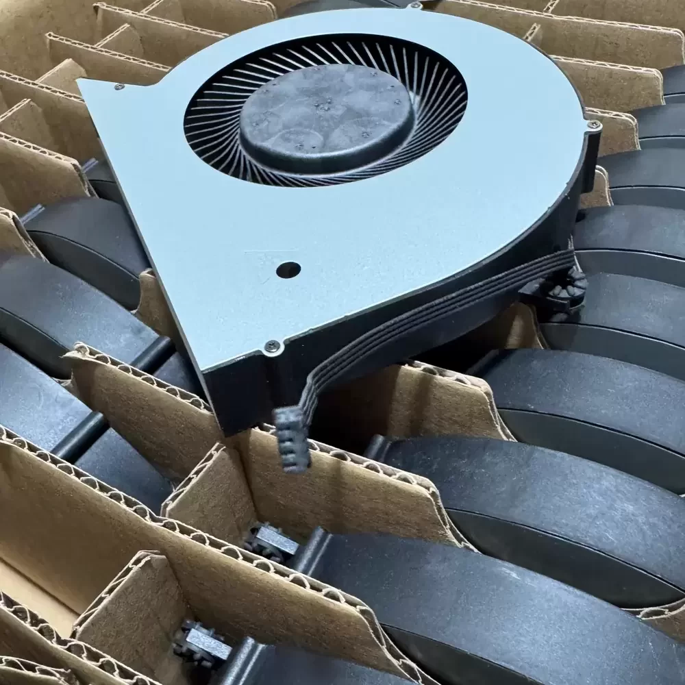 EFH-12E12P-JP01 DWPH 12VDC 1.2A 120mm Centrifugal Fan EFH-12E12P-JP01 DWPH 12VDC 1.2A 120mm Centrifugal Fan