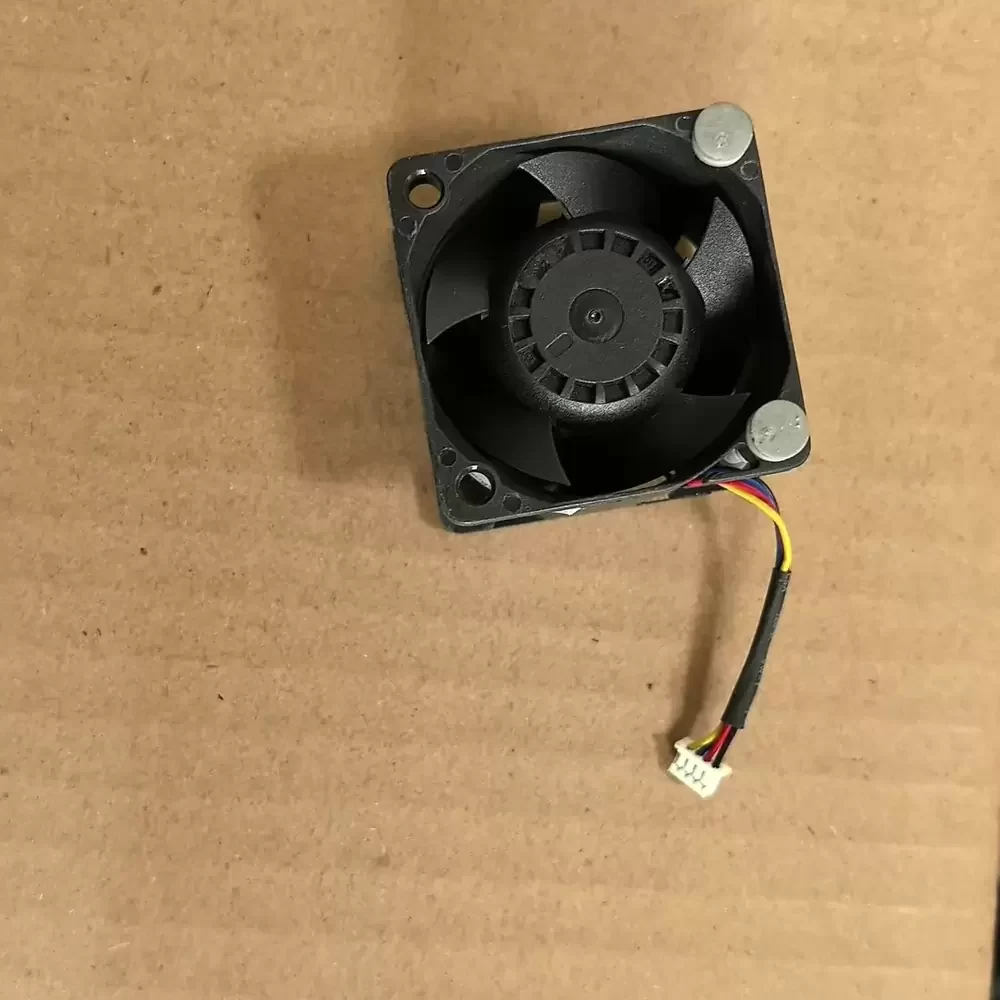 PF40281BX-Q120-S99 Sunon 12VDC 40x40x28mm PWM Axial Fan PF40281BX-Q120-S99 Sunon 12VDC 40x40x28mm PWM Axial Fan