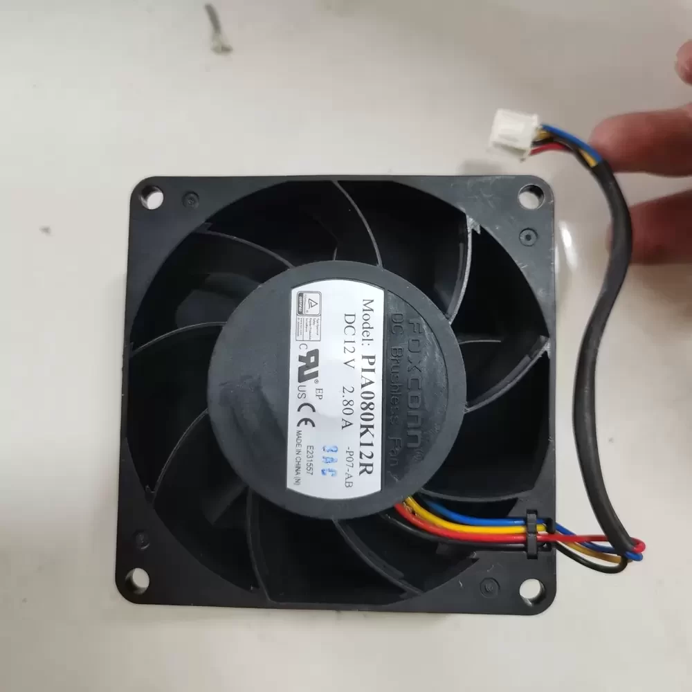 PIA080K12R-P07-AB Foxconn 12VDC 80x80x38mm PWM Axial Fan PIA080K12R-P07-AB Foxconn 12VDC 80x80x38mm PWM Axial Fan