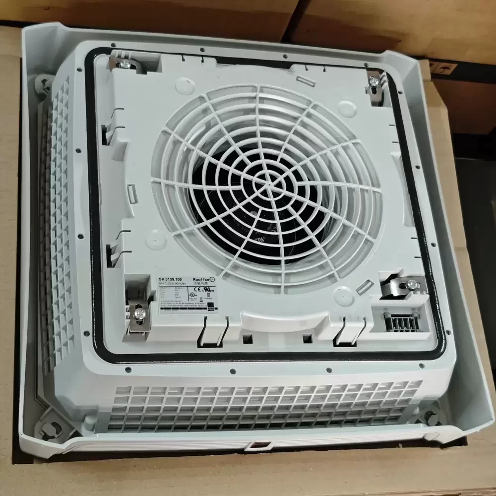 SK 3139.100 Rittal 230V 400x133x400mm Roof-Mounted Fan SK 3139.100 Rittal 230V 400x133x400mm Roof-Mounted Fan