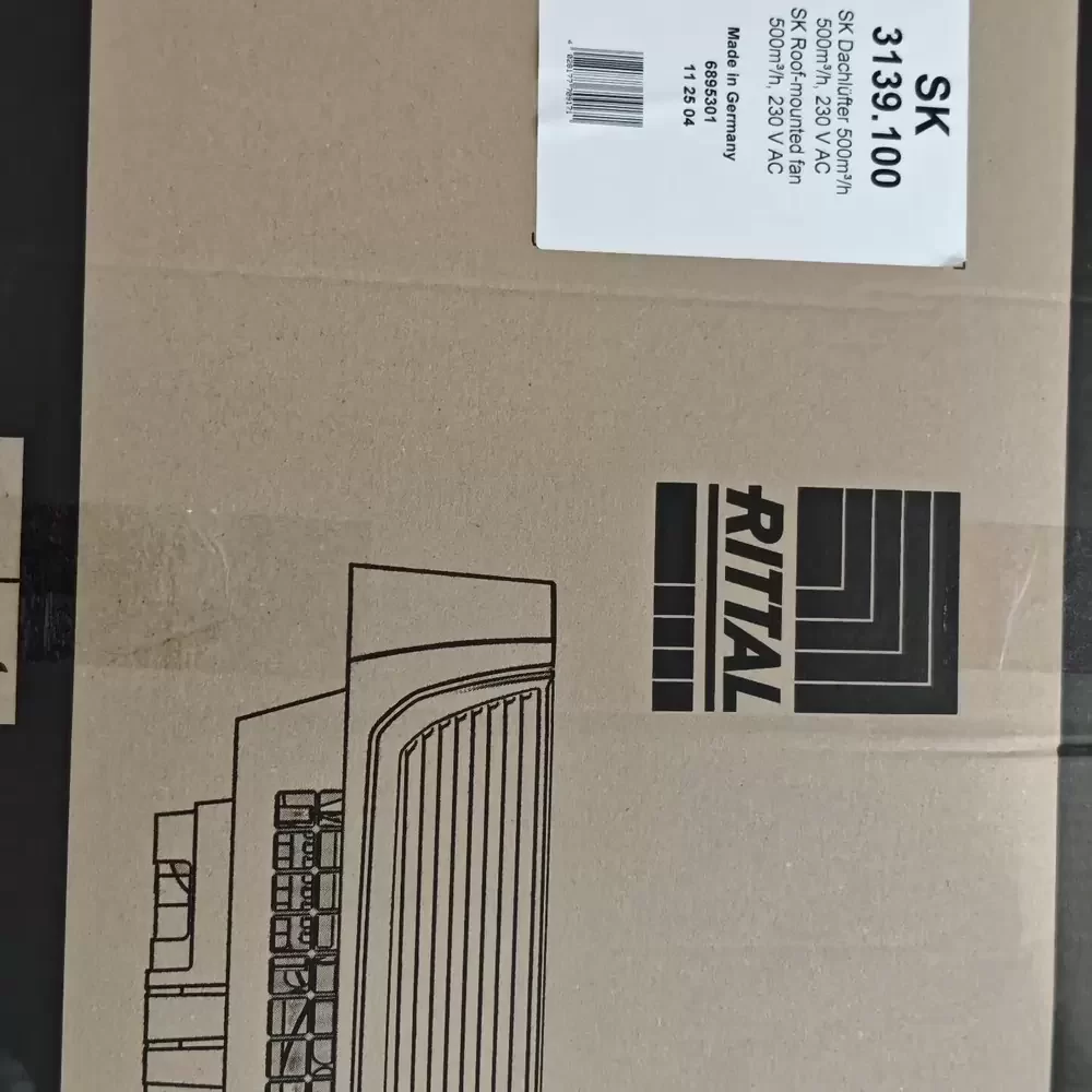 SK 3139.100 Rittal 230V 400x133x400mm Roof-Mounted Fan SK 3139.100 Rittal 230V 400x133x400mm Roof-Mounted Fan