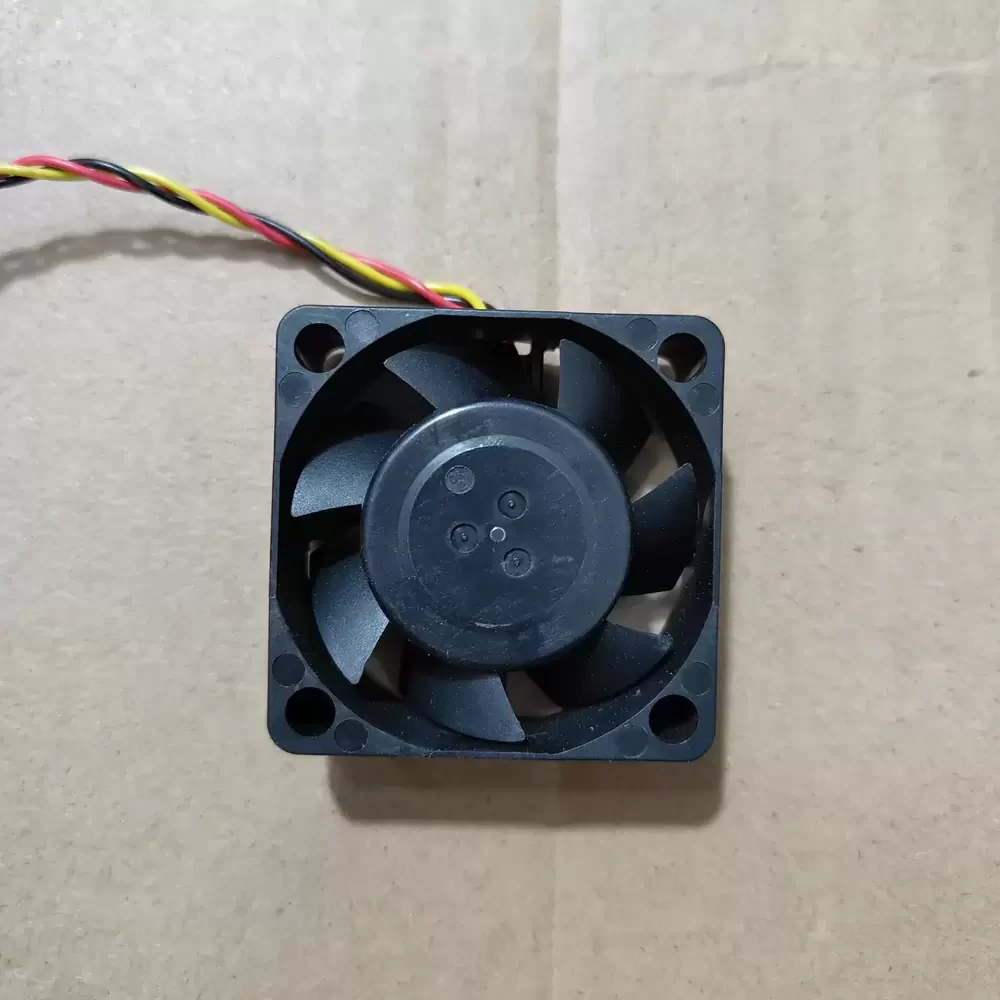 TA150DC H35083-68 Nidec 12VDC 40x40x15mm Axial Fan TA150DC H35083-68 Nidec 12VDC 40x40x15mm Axial Fan