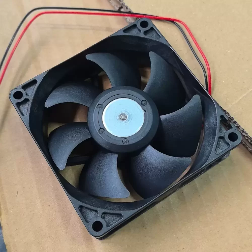 U80T24MS4A7-51Z021 Nidec 24VDC 80x80x25mm Axial Fan U80T24MS4A7-51Z021 Nidec 24VDC 80x80x25mm Axial Fan