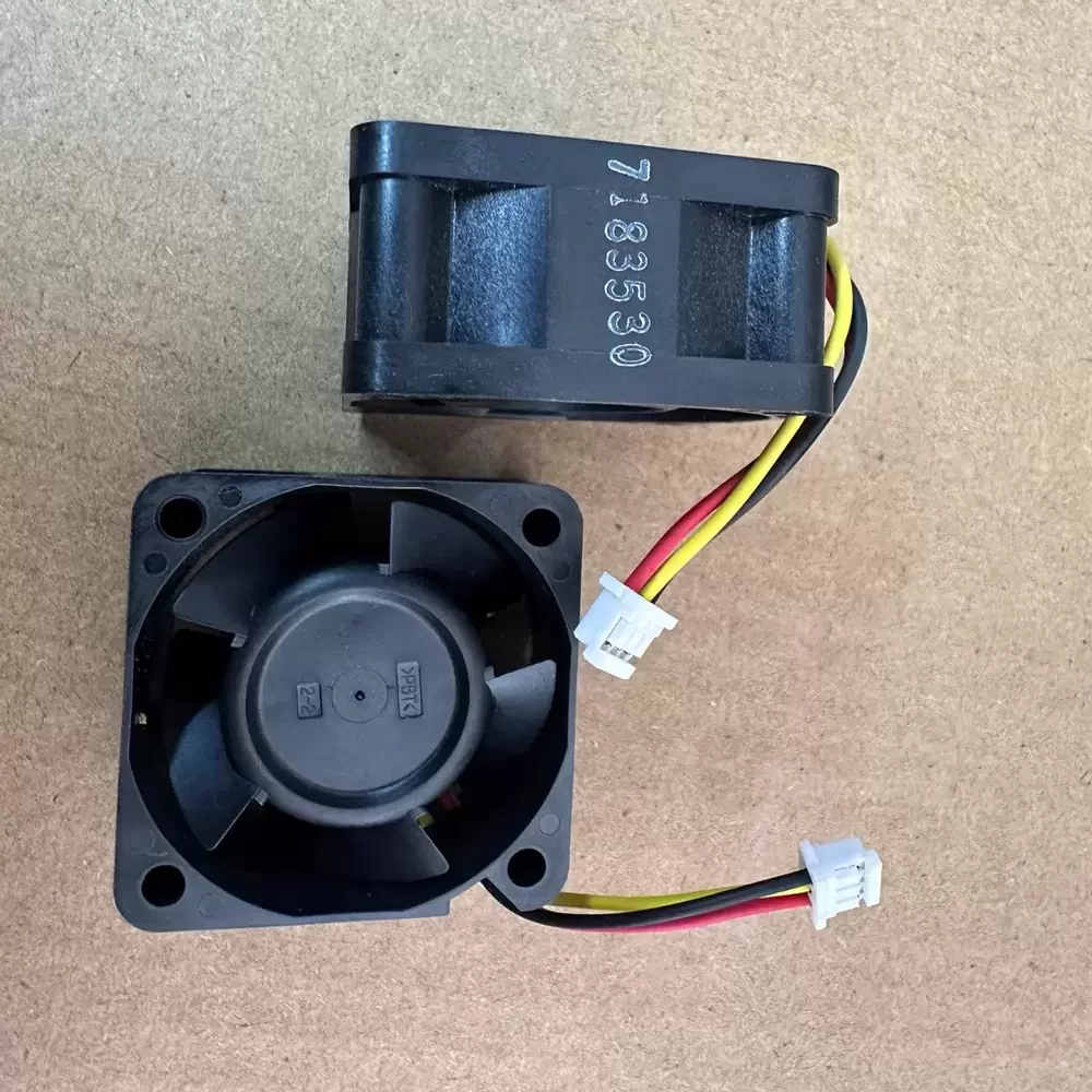 04020VA-05Q-AT-01 NMB 5V 0.55A 40x40x20mm DC Axial Fan 04020VA-05Q-AT-01 NMB 5V 0.55A 40x40x20mm DC Axial Fan