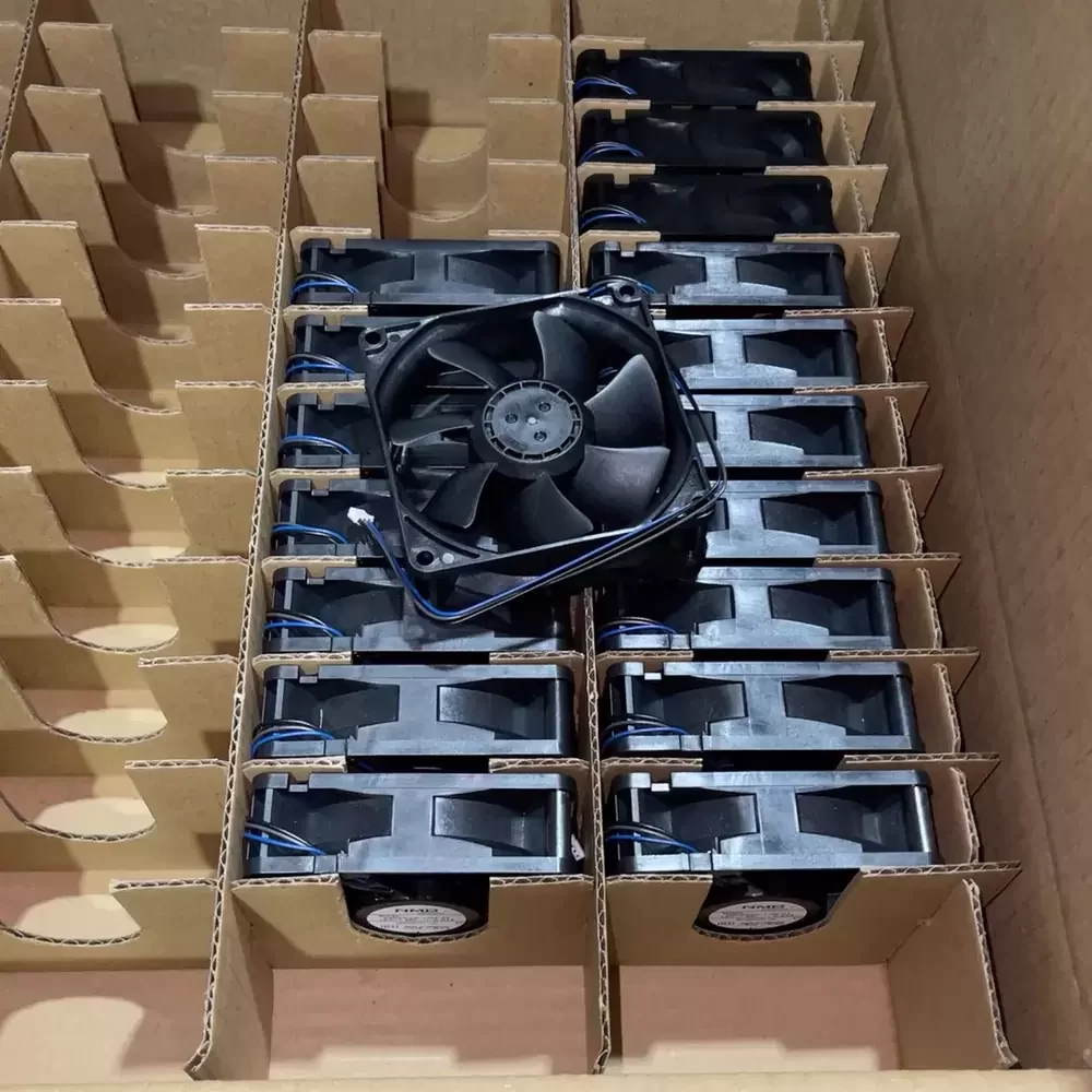 08025SS-12N-AT-D1 NMB 12VDC 0.21A 80x80x25mm Axial Fan 08025SS-12N-AT-D1 NMB 12VDC 0.21A 80x80x25mm Axial Fan