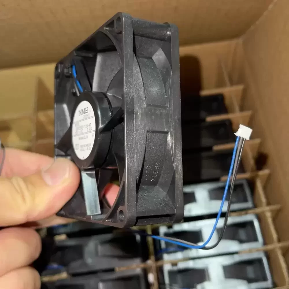 08025SS-12N-AT-D1 NMB 12VDC 0.21A 80x80x25mm Axial Fan 08025SS-12N-AT-D1 NMB 12VDC 0.21A 80x80x25mm Axial Fan