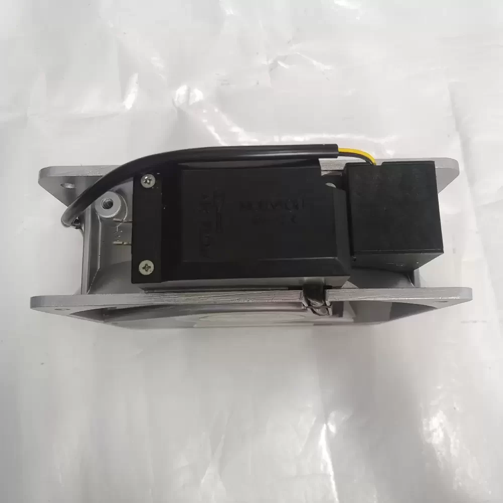 109-642 Sanyo Denki 200VAC 37.5W 160x160x51mm Axial Fan 109-642 Sanyo Denki 200VAC 37.5W 160x160x51mm Axial Fan