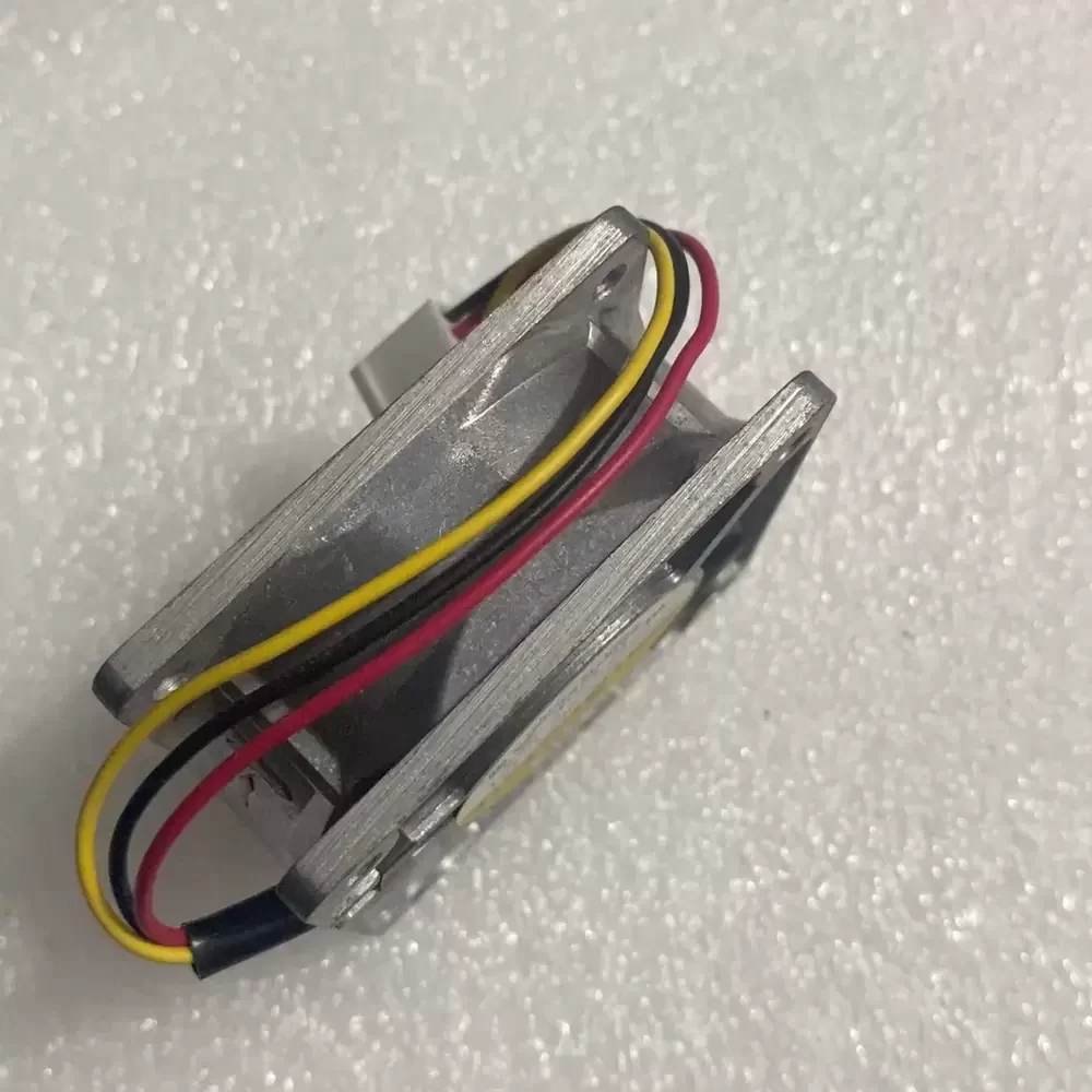 109L0624F401 Sanyo Denki 24VDC 1.2W 60x60x25mm Axial Fan 109L0624F401 Sanyo Denki 24VDC 1.2W 60x60x25mm Axial Fan