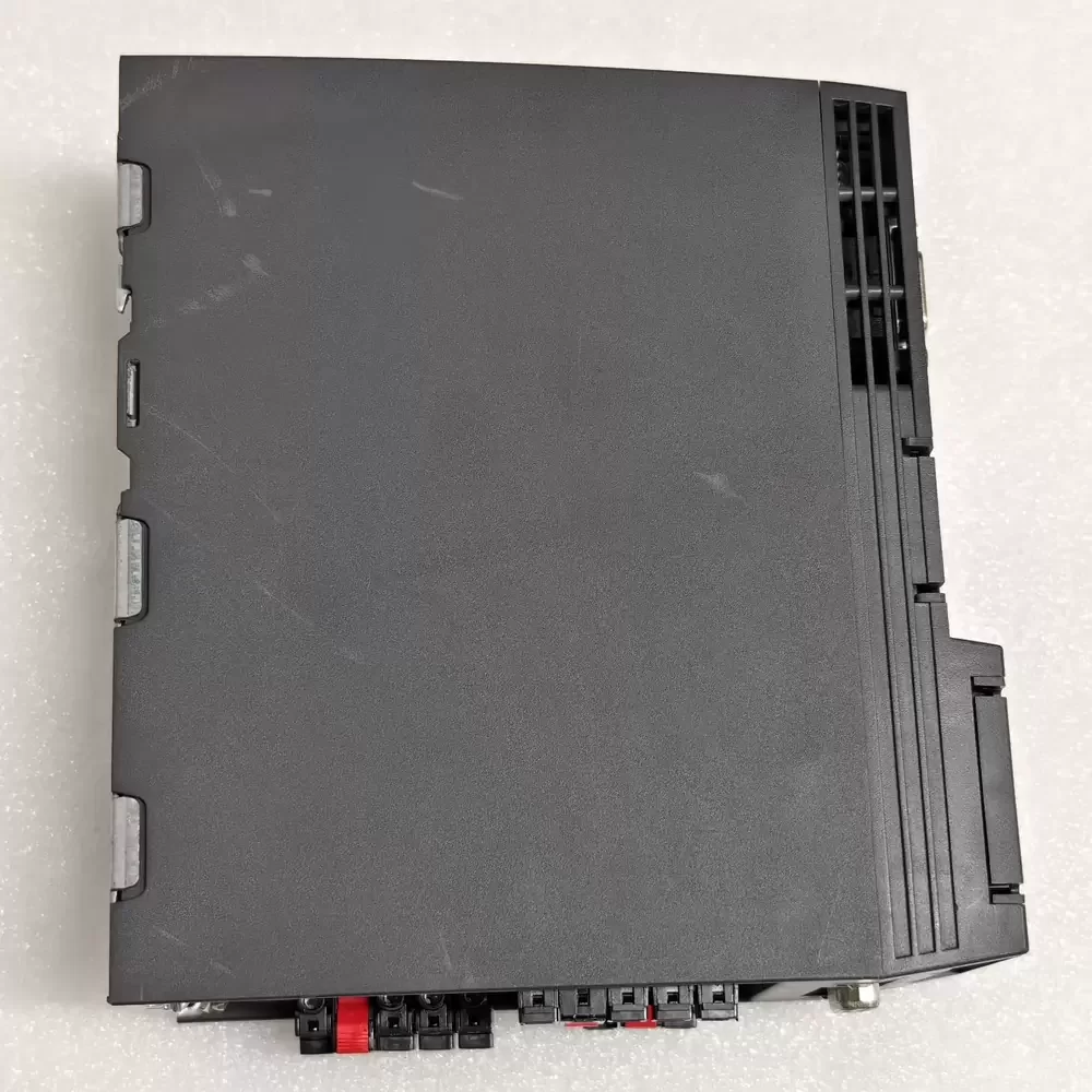 6SL3210-1KE12-3UP2 Siemens 0.75kW 400V USS/Modbus Inverter 6SL3210-1KE12-3UP2 Siemens 0.75kW 400V USS/Modbus Inverter