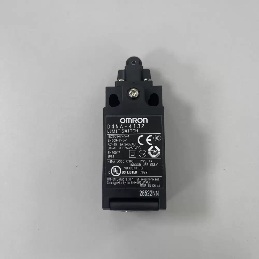 D4NA-4132 OMRON 240VAC/10A Roller Plunger Limit Switch