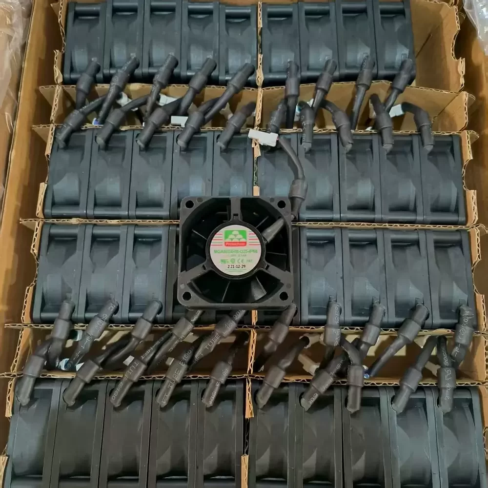 MGA6024HB-O25-IP68 Protechnic 24VDC 60x60x25mm 0.14A Axial Fan MGA6024HB-O25-IP68 Protechnic 24VDC 60x60x25mm 0.14A Axial Fan