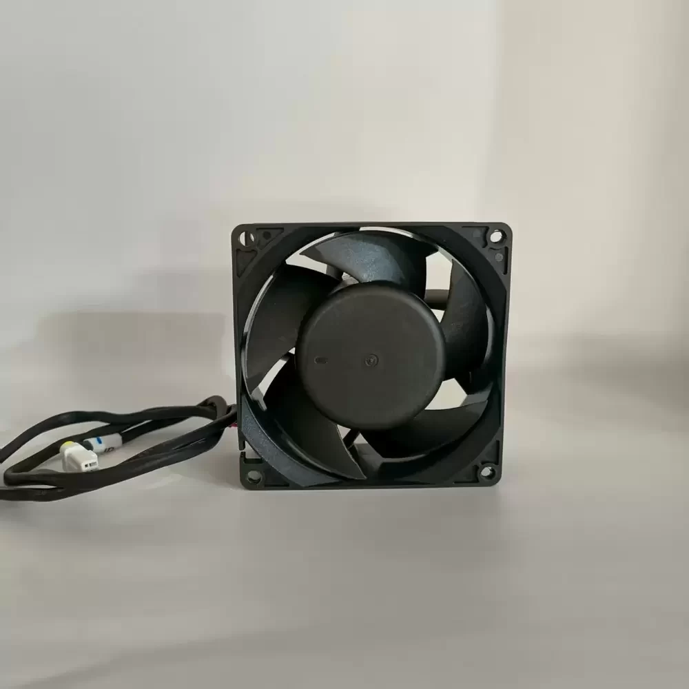 MGT8012ZB-O38F Protechnic 12VDC 2.10A 80x80x38mm Fan MGT8012ZB-O38F Protechnic 12VDC 2.10A 80x80x38mm Fan