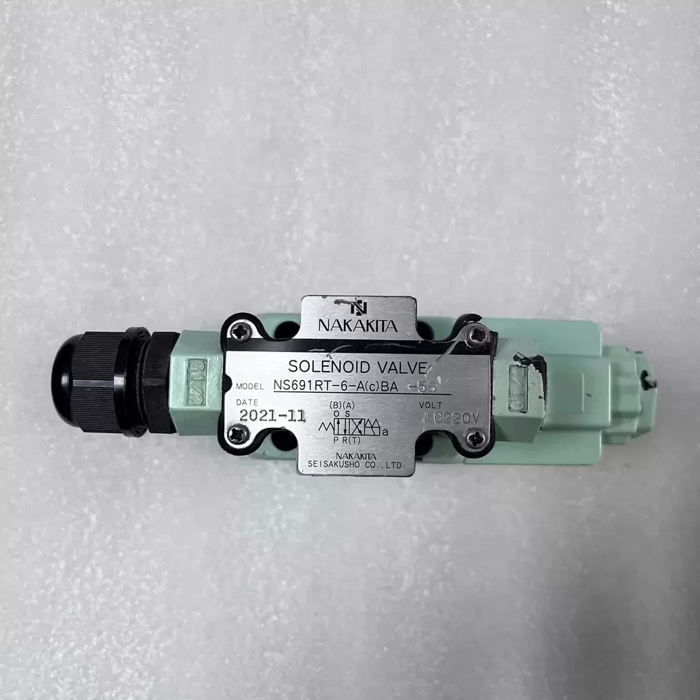 NS692RT-6-A(c)BA-56 NAKAKITA AC220V Solenoid Directional Valve