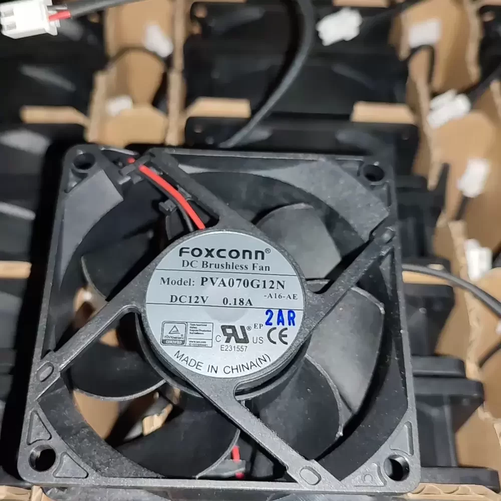 PVA070G12N-A16-AE Foxconn 12VDC 0.18A 70x70x25mm Cooling Fan