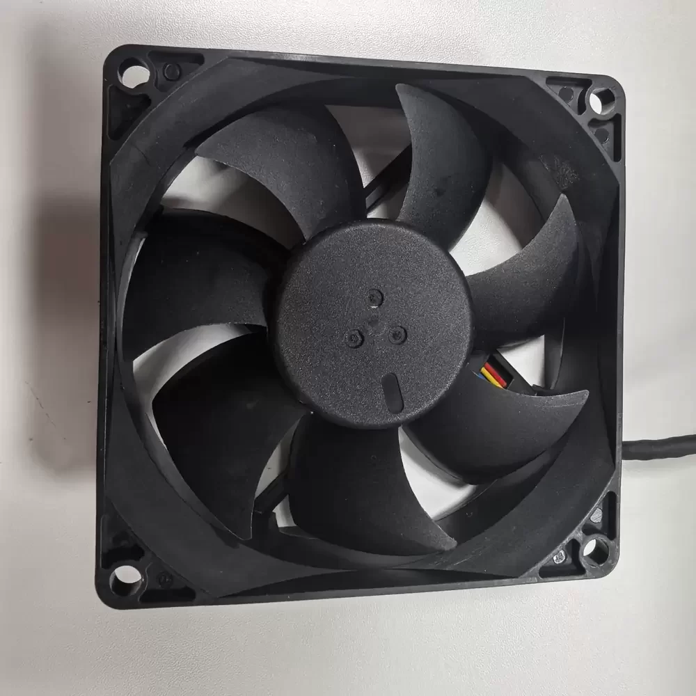 PVA080G12R-P02-AB Foxconn 12VDC 0.80A 80x80x25mm Axial Fan PVA080G12R-P02-AB Foxconn 12VDC 0.80A 80x80x25mm Axial Fan