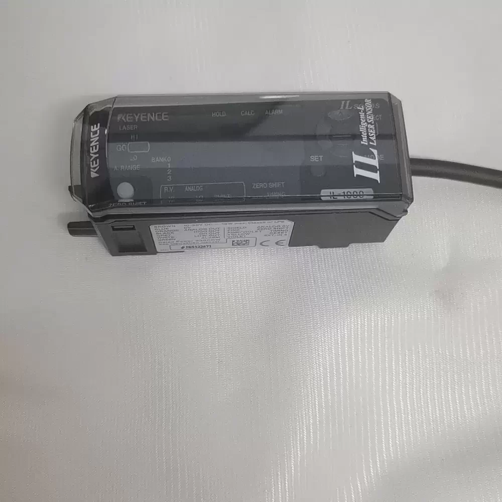 IL-1000 KEYENCE 30VDC 2300mW Laser Sensor Amplifier IL-1000 KEYENCE 30VDC 2300mW Laser Sensor Amplifier