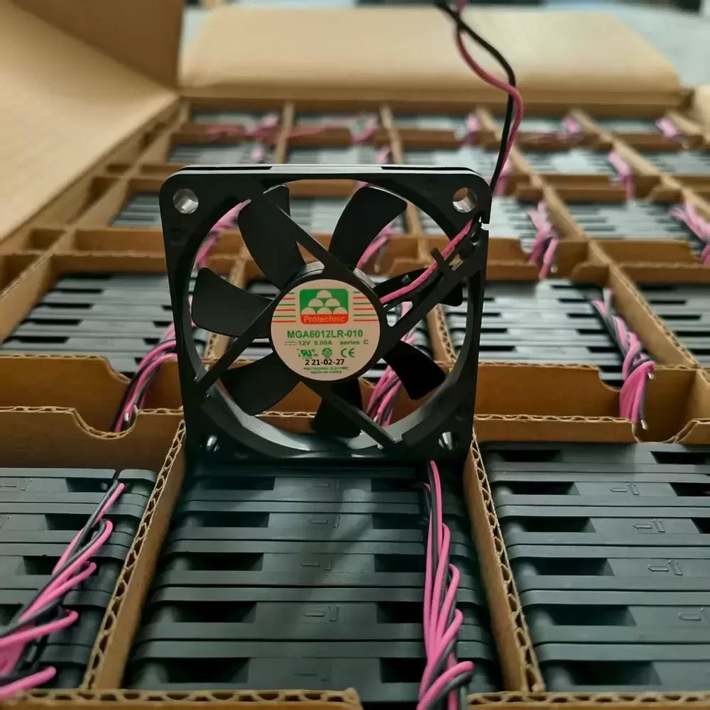 MGA6012LR-O10C Protechnic 12VDC 60x60x10mm DC Axial Fan MGA6012LR-O10C Protechnic 12VDC 60x60x10mm DC Axial Fan