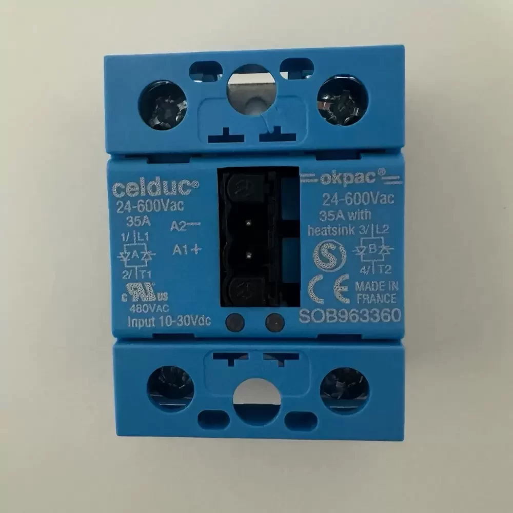 SOB963360 Celduc 24-600VAC 35A Dual Phase Solid State Relay SOB963360 Celduc 24-600VAC 35A Dual Phase Solid State Relay